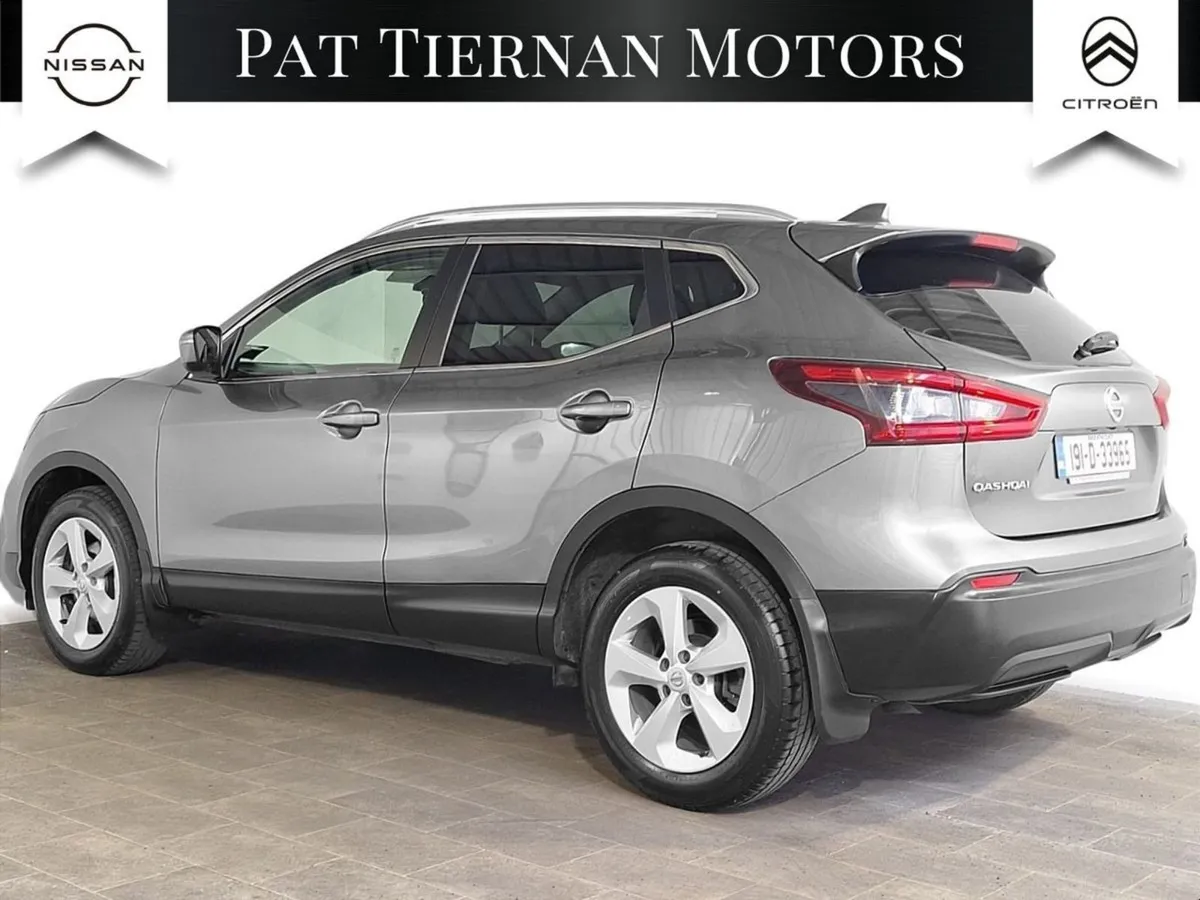 Nissan QASHQAI 1.3 PET SV DCT - Image 2