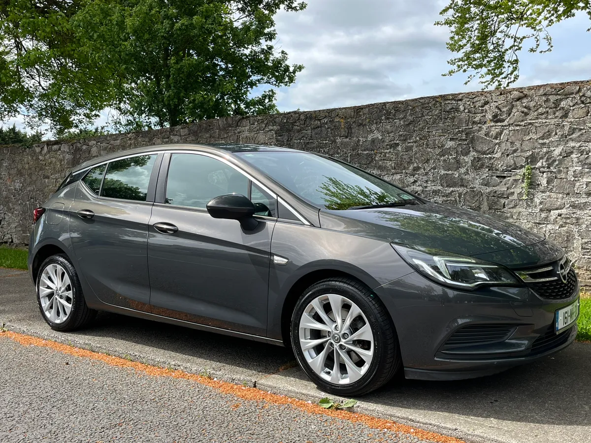 OPEL ASTRA 1.6 CDTI 110BHP - Image 1