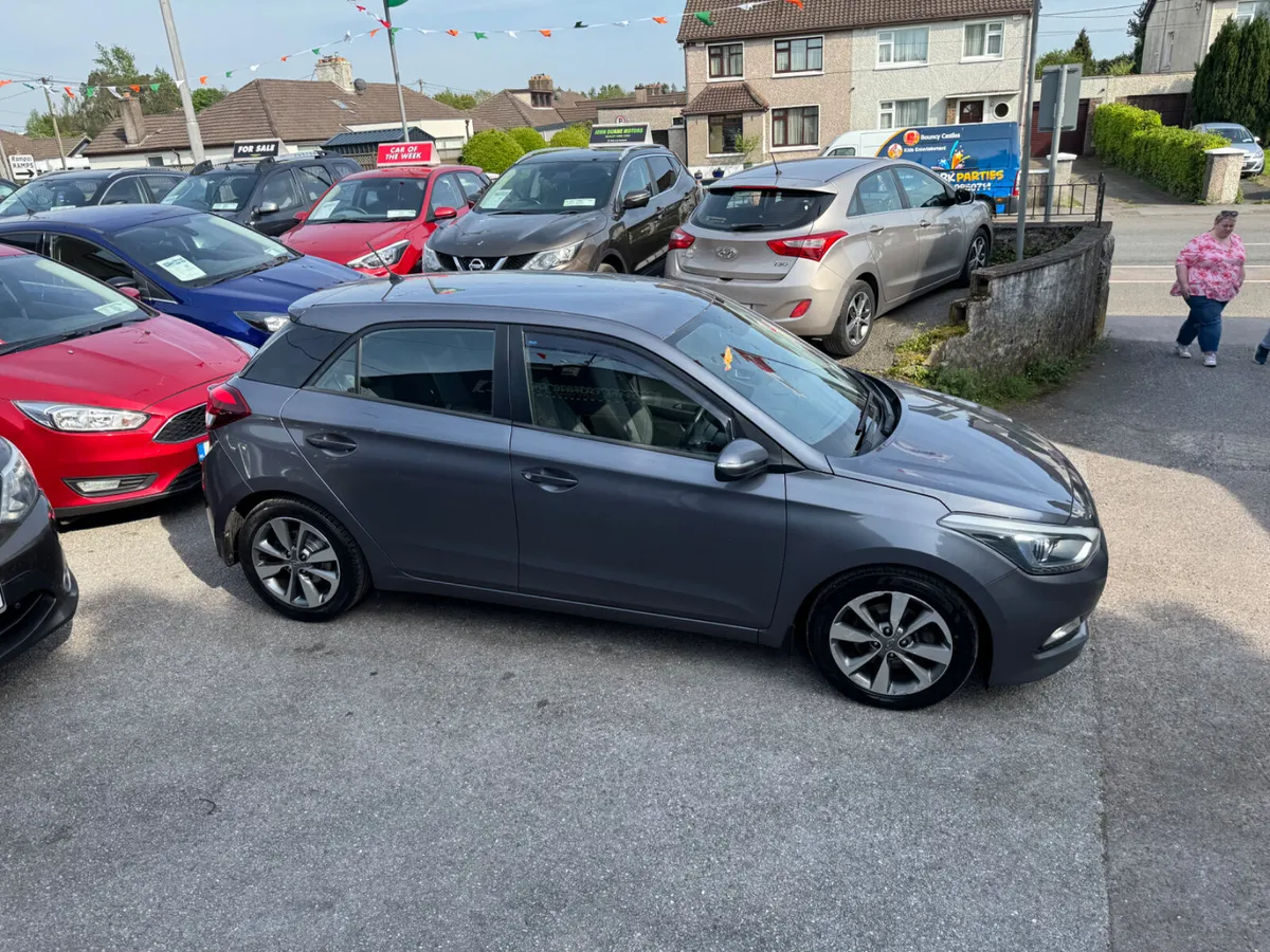 Hyundai i20 ideal starter car - Image 3