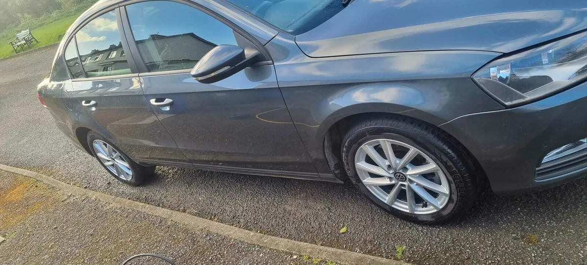 Volkswagen passat - Image 4