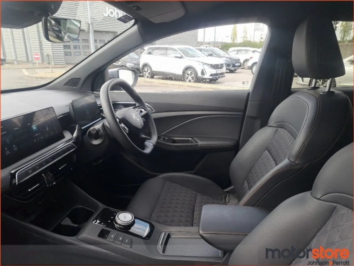 MG MG3 Exclusive Hybrid TOP Spec - Image 3