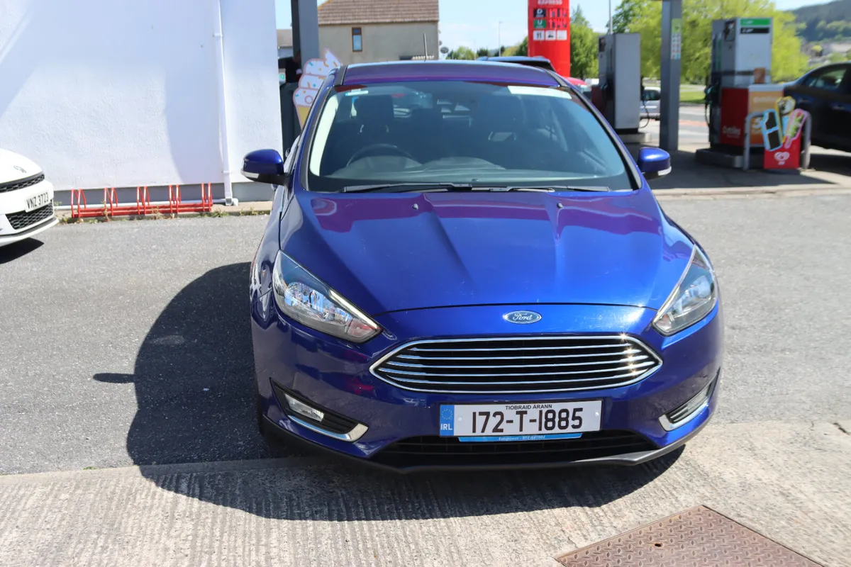 2017 Ford Focus Titanium 1.0 Ecoboost 5-dr Petrol - Image 2