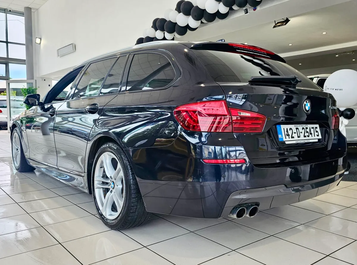 142 BMW 520d F11 MSPORT ESTATE AUTO (HUGE SPEC) - Image 3