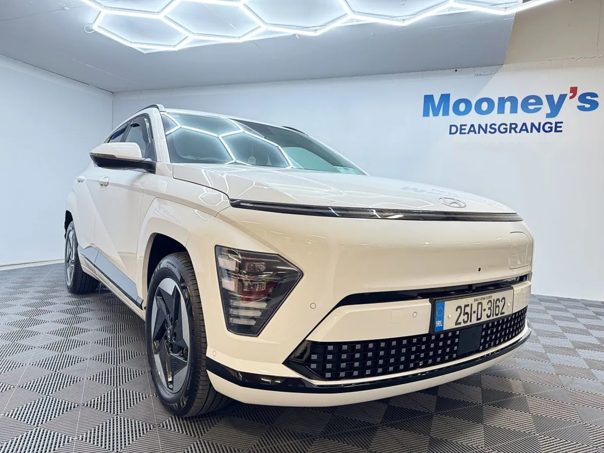 Hyundai Kona Kona EV Elegance 65kwh  Demo Sale - Image 1