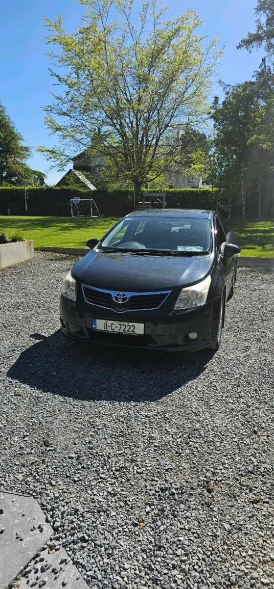 Toyota Avensis 2011 - Image 1