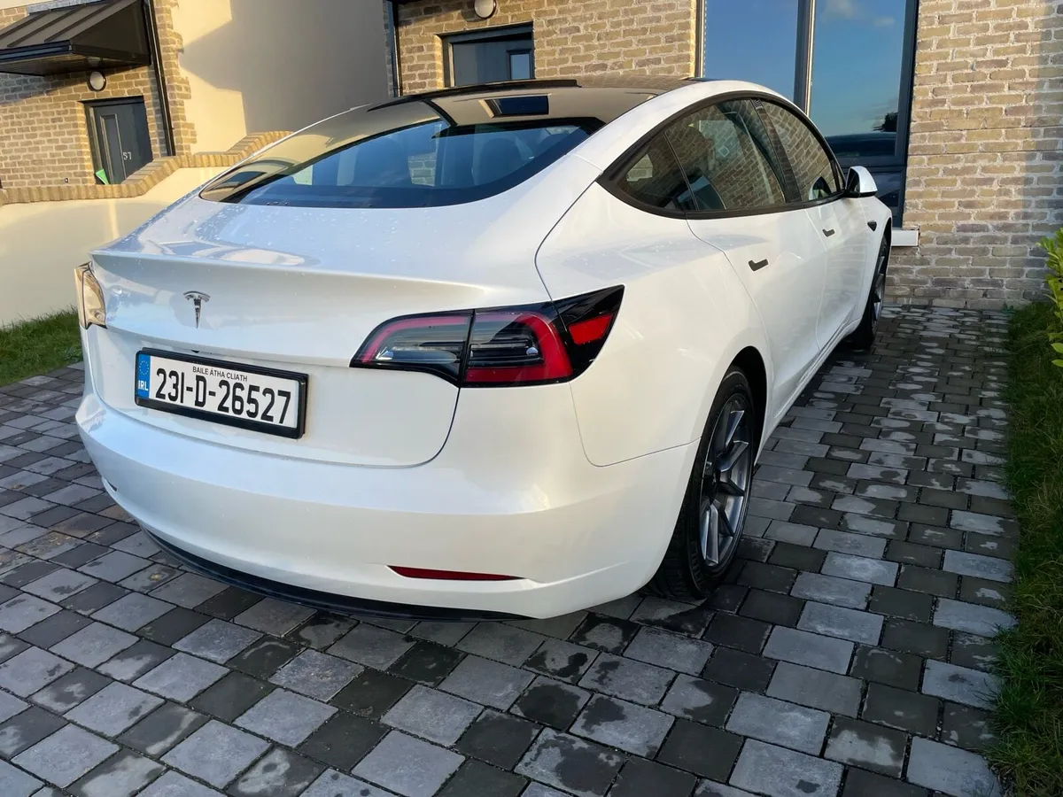 Tesla Model 3 RWD - Image 3