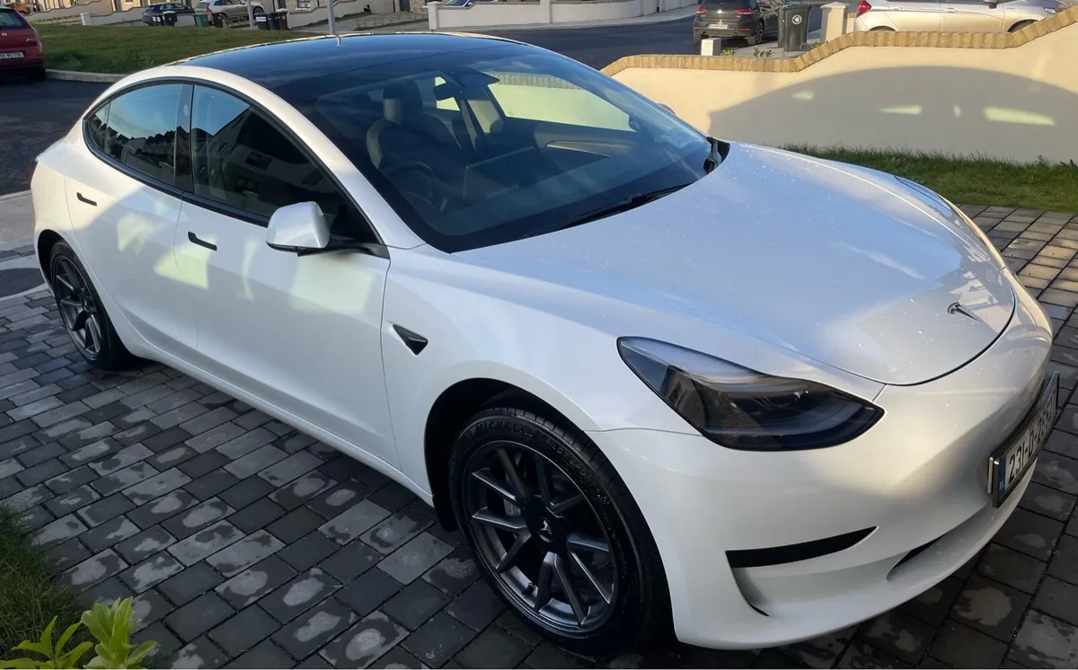 Tesla Model 3 RWD - Image 4