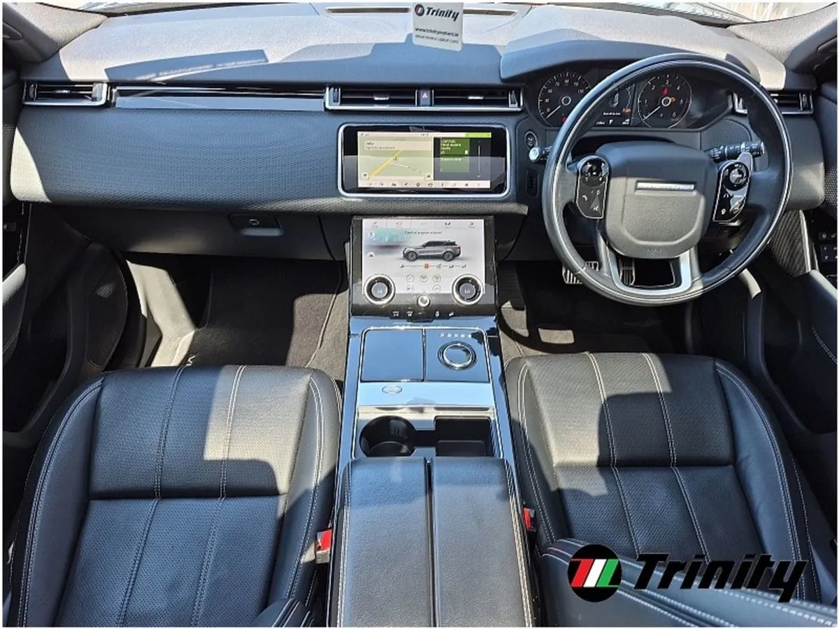 Land Rover Range Rover Velar R Dynamic Black Edit - Image 2