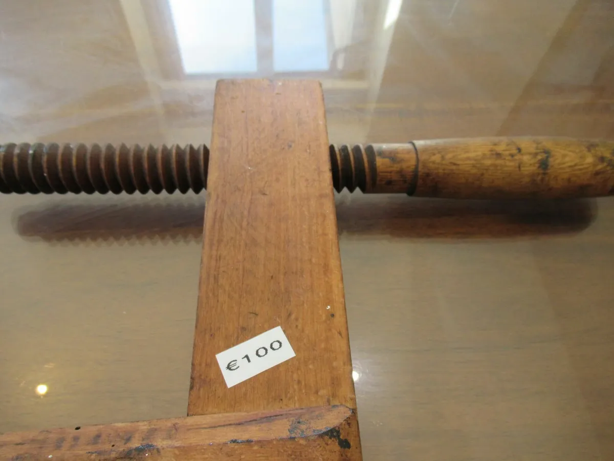antique wooden screw clamp vintage tools carpenter - Image 3