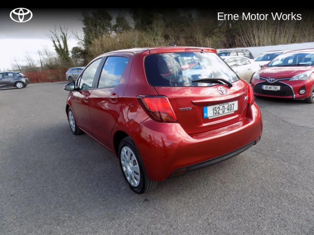 Toyota Yaris 1.0 LUNA MC 4DR - Image 2