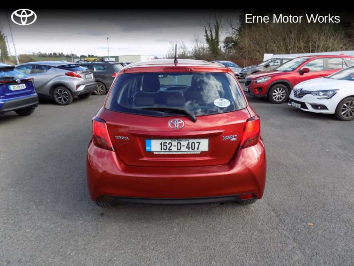 Toyota Yaris 1.0 LUNA MC 4DR - Image 4