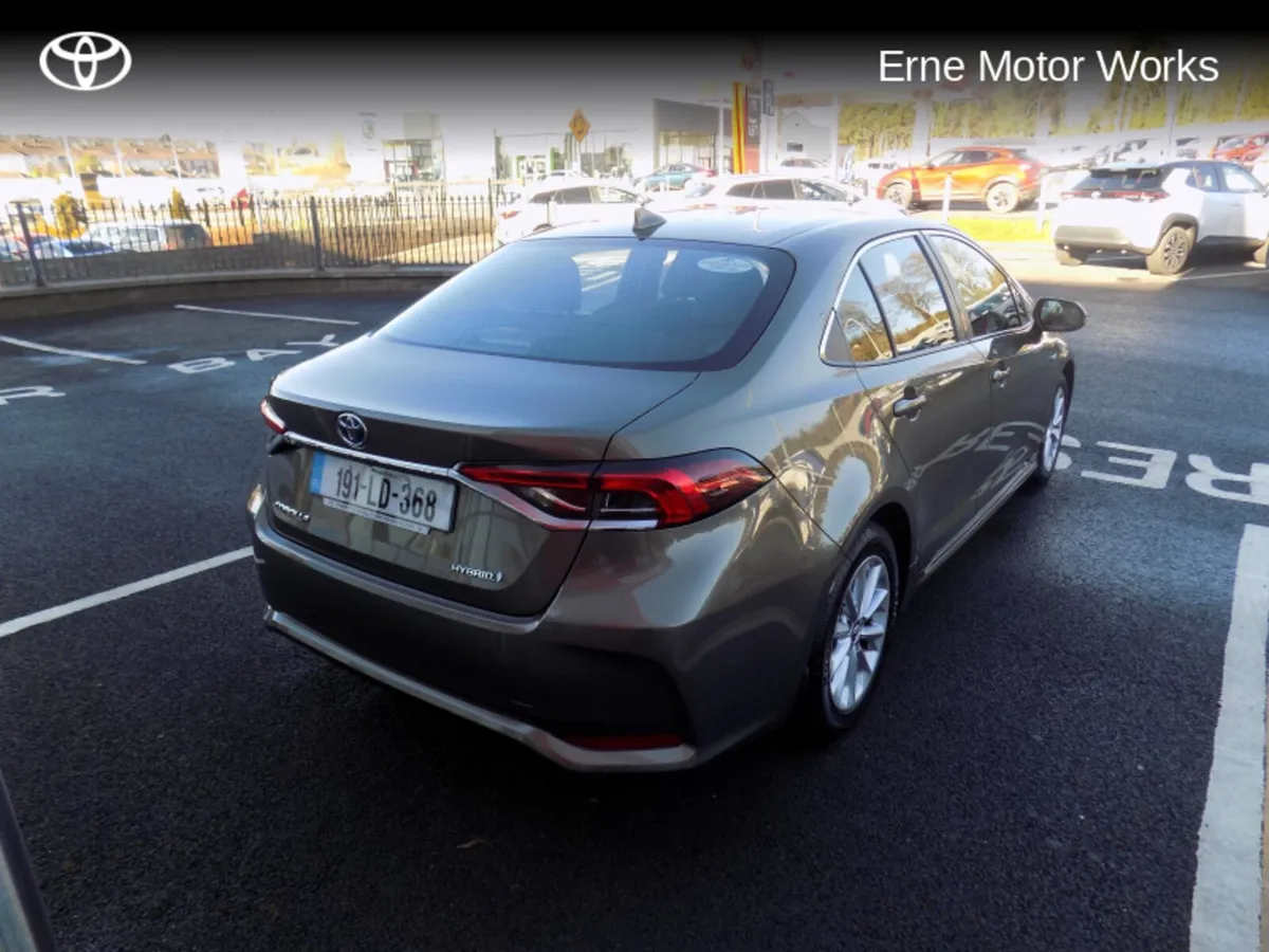 Toyota Corolla COROLLA HYBRID LUNA SAL - Image 3