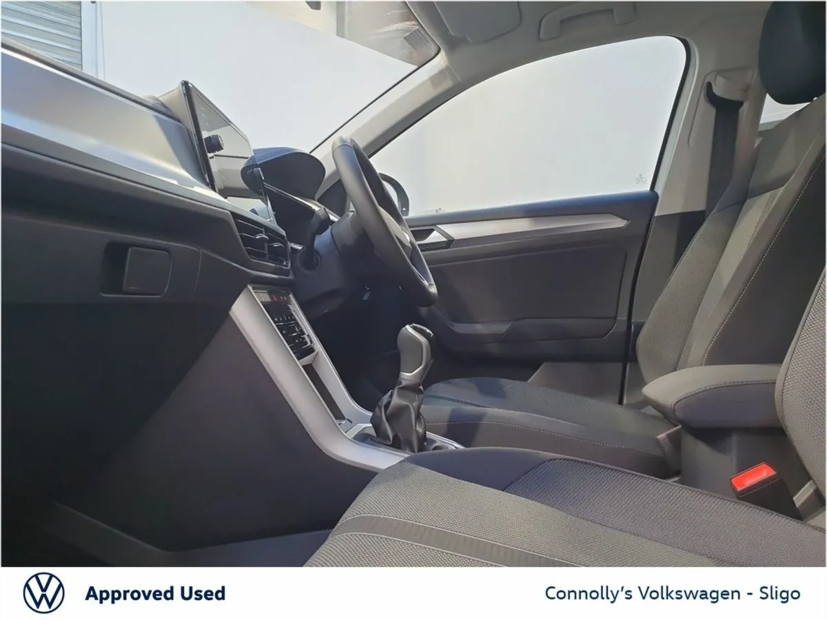 Volkswagen T-Roc Edition 75 2.0tdi 116HP - Image 4