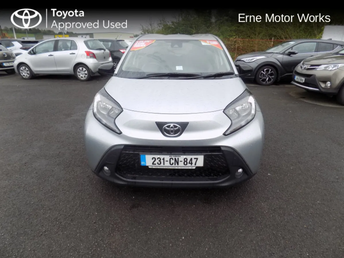Toyota Aygo X AYGO X 1.0 PULSE - Image 1