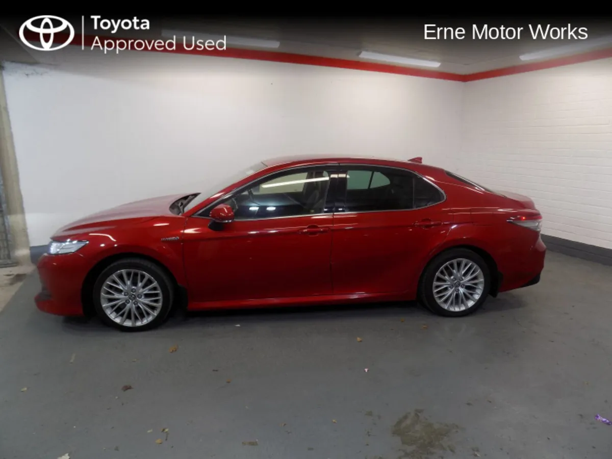 Toyota Camry CAMRY HYBRID PLATINUM - Image 2