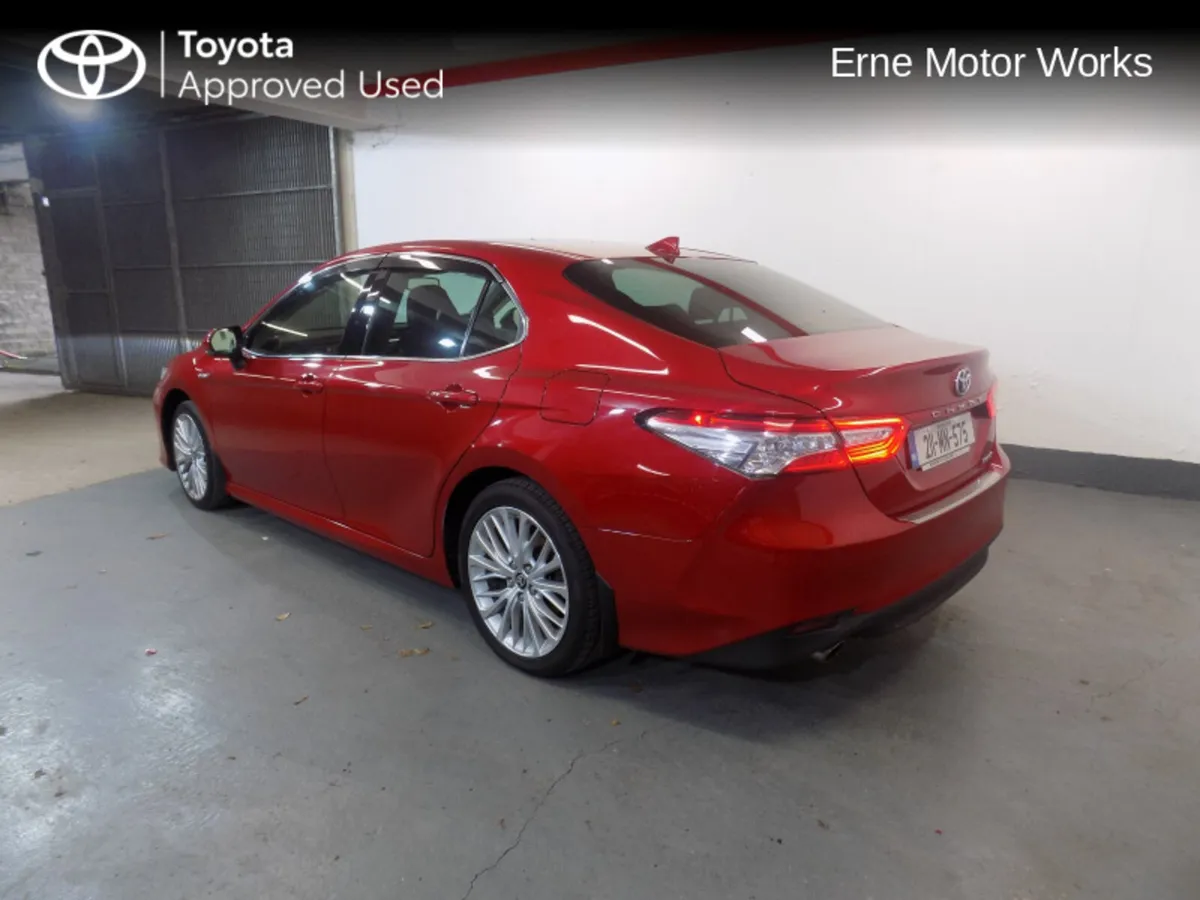 Toyota Camry CAMRY HYBRID PLATINUM - Image 3