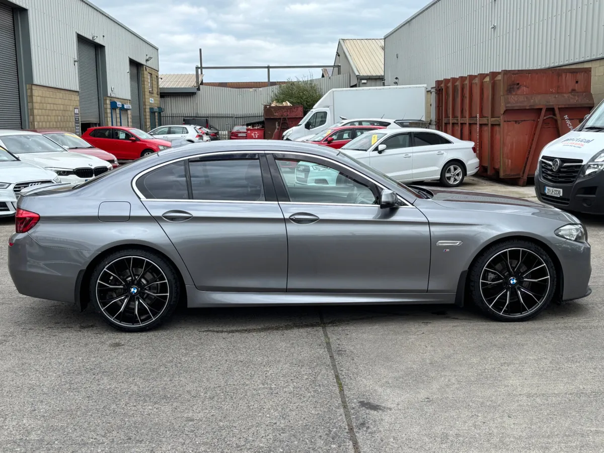 2015 BMW 520D M-SPRT AUTO HIGH SPEC - Image 3