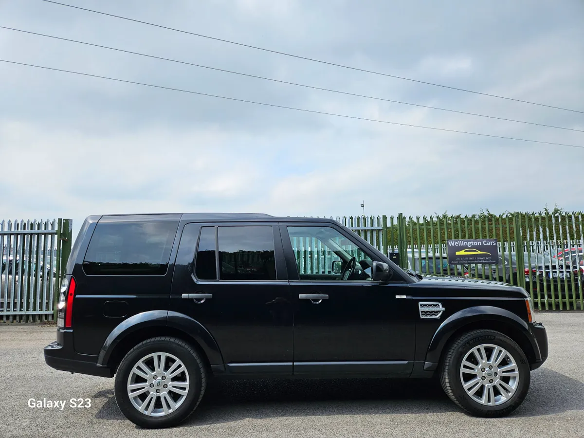 Land Rover Discovery 2013 crew cab 3.0 D Tdv6 - Image 4