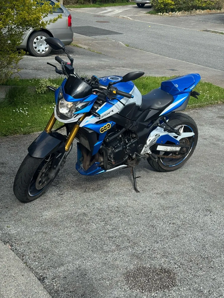 GSR750 - Image 1