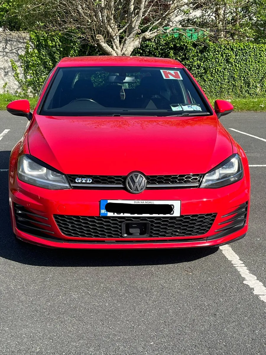 2015 Golf GTD - Image 2
