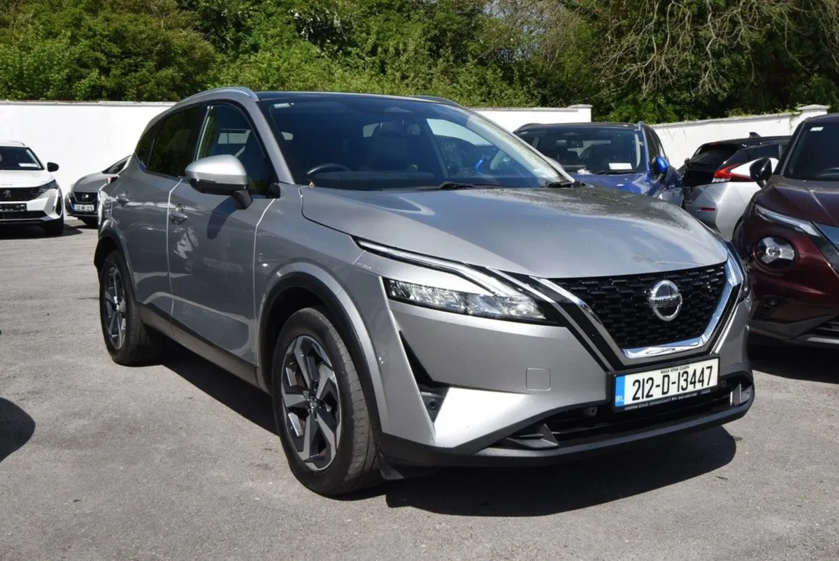 Nissan QASHQAI 1.3 Mild Hybrid SV Premium - Image 1