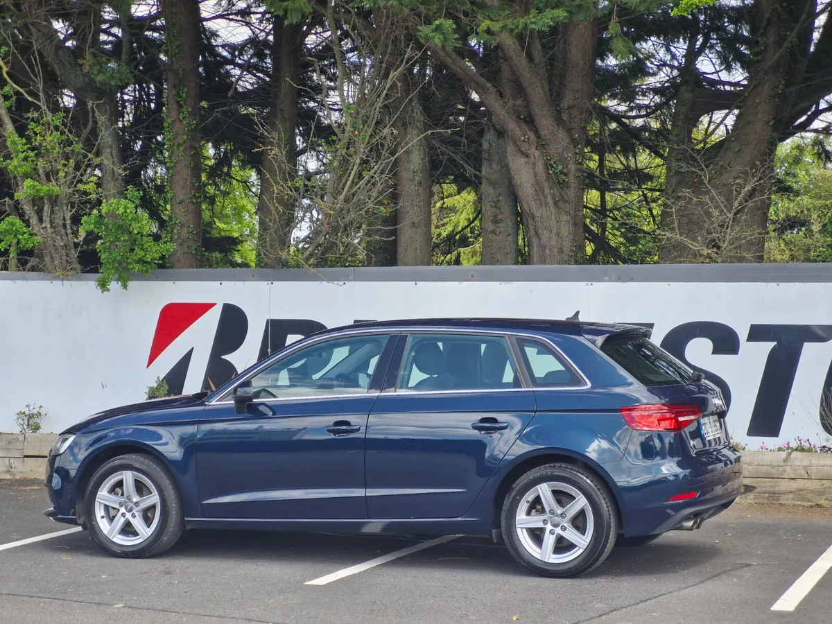 Audi A3 AUTOMATIC LOW KMS EXCELLENT CONDITION - Image 3