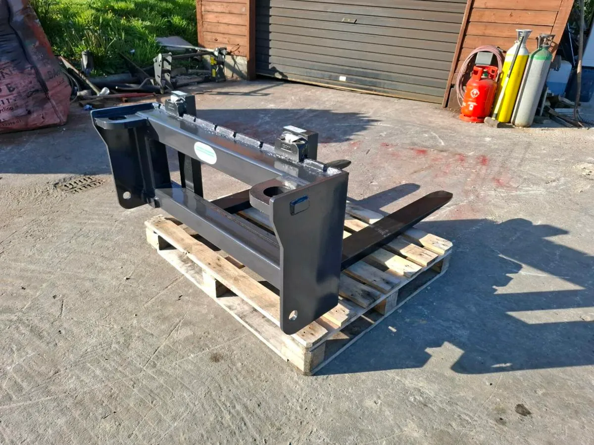 Pin and cone pallet forks - Image 2