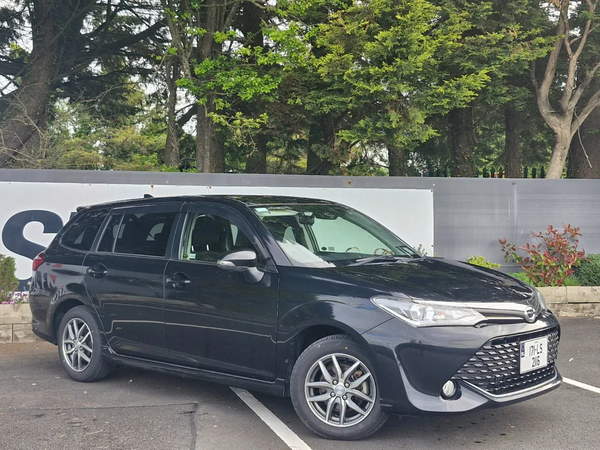 Toyota Corolla Manual Gearbox FINANCE AVAILABLE - Image 1