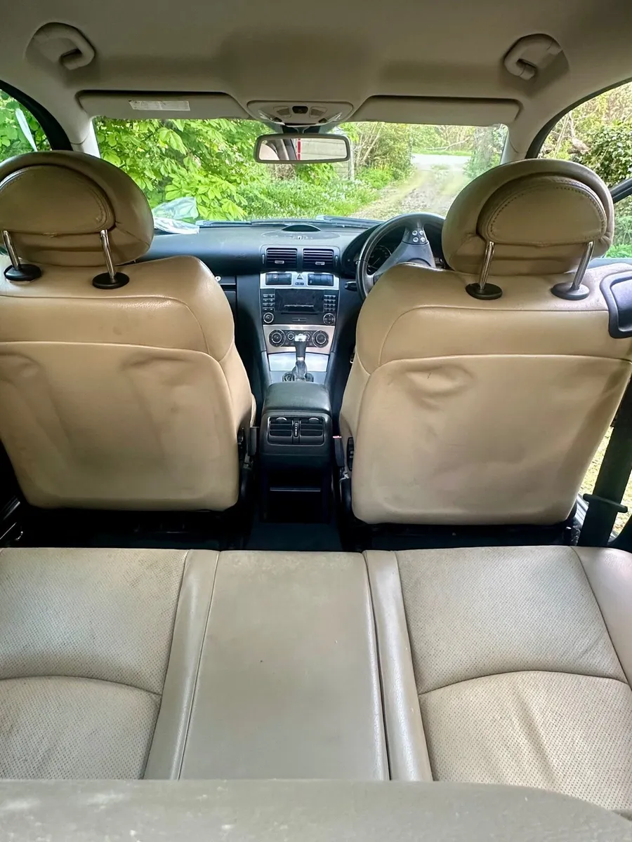 Mercedes-Benz C-Class 2007 - Image 4