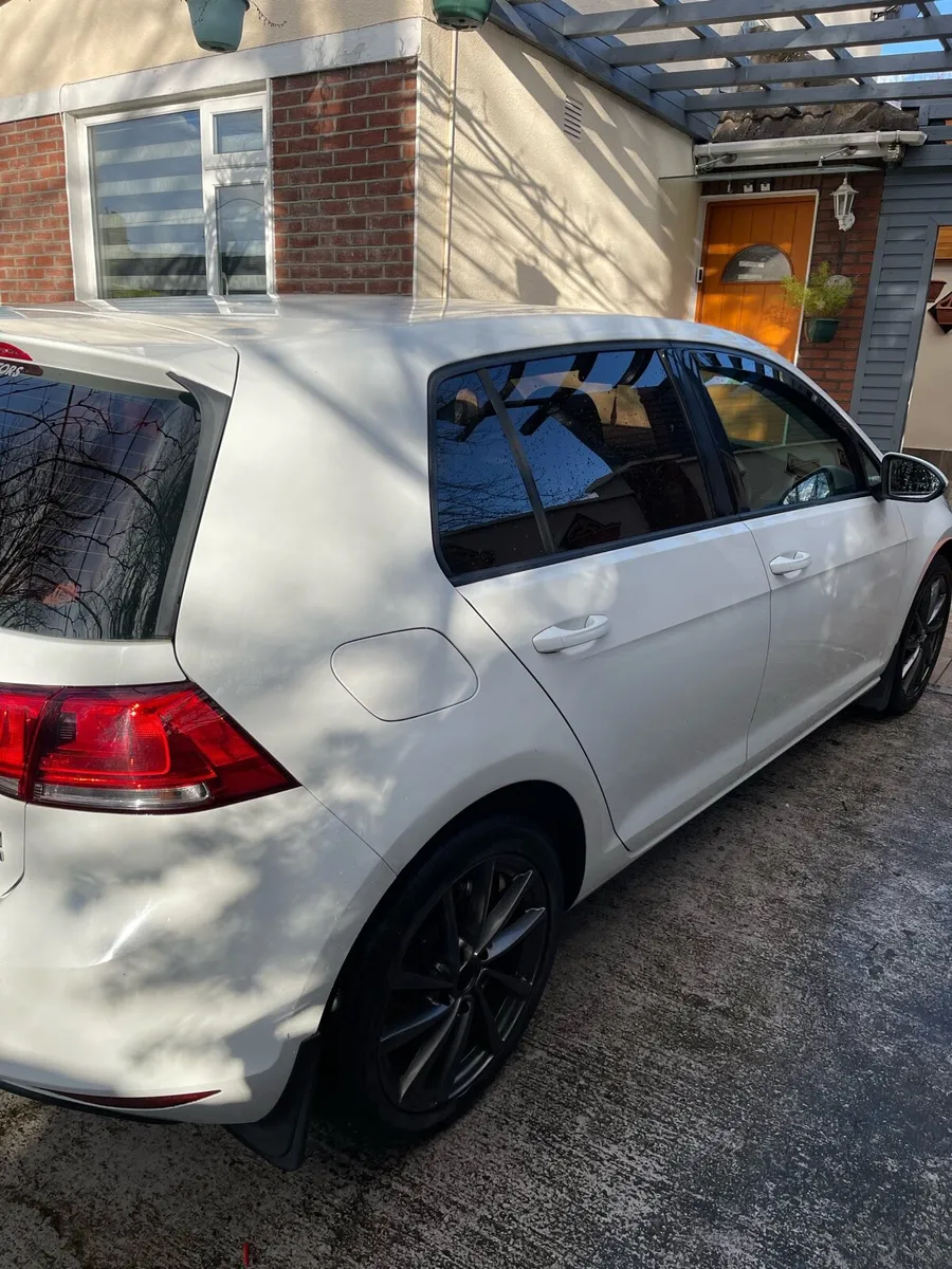 Volkswagen Golf - Image 2