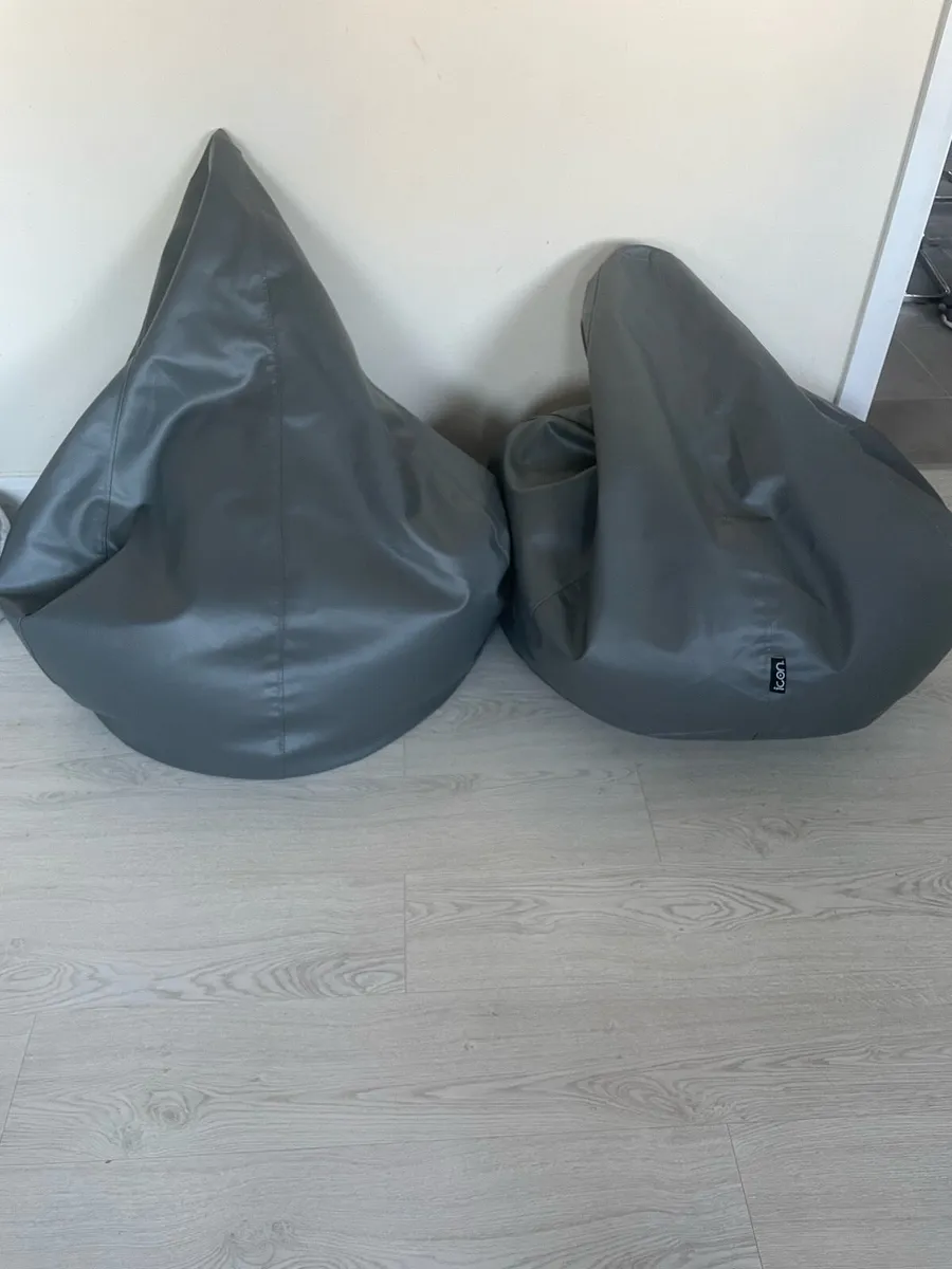 Bean bags - Image 1