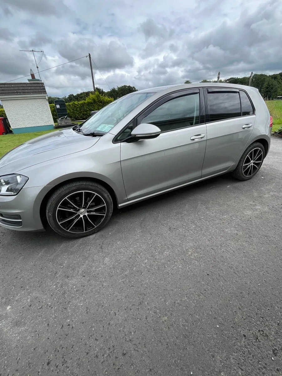 Volkswagen Golf 2015 - Image 2