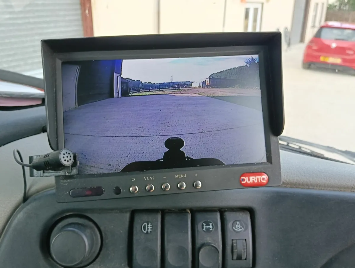 DAF Tipper (Manual Gearbox) - Image 2