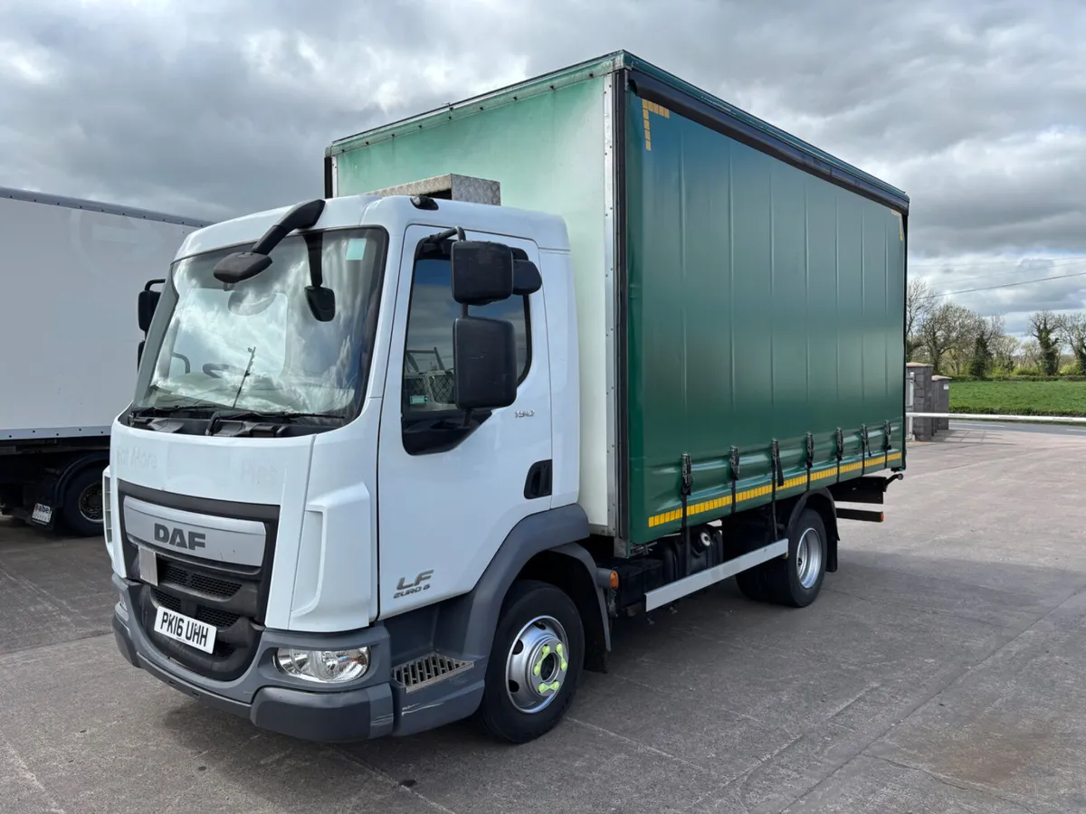 2016 DAF LF 150 Curtainsider 15 foot Manual - Image 2