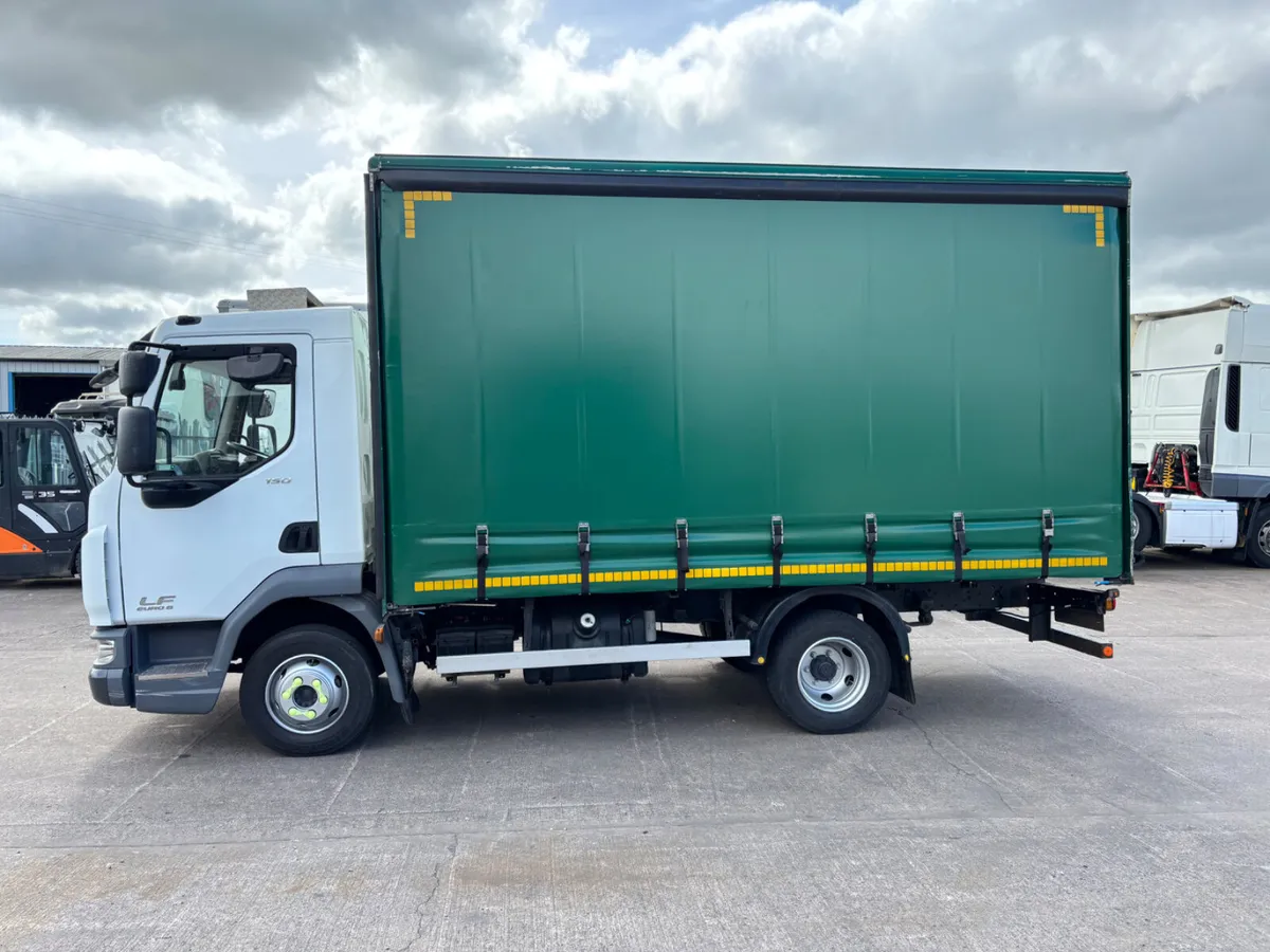 2016 DAF LF 150 Curtainsider 15 foot Manual - Image 4
