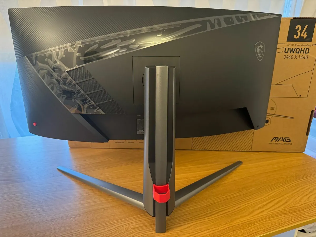 MSI Ultrawide 34" Curved Gaming Monitor 180Hz 1440 - Image 4