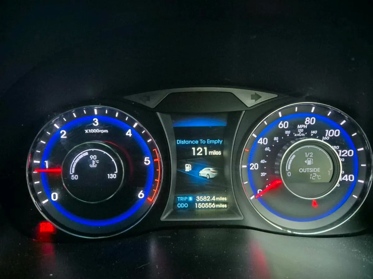 Hyundai i40 1.7 Crdi Premium - Image 3