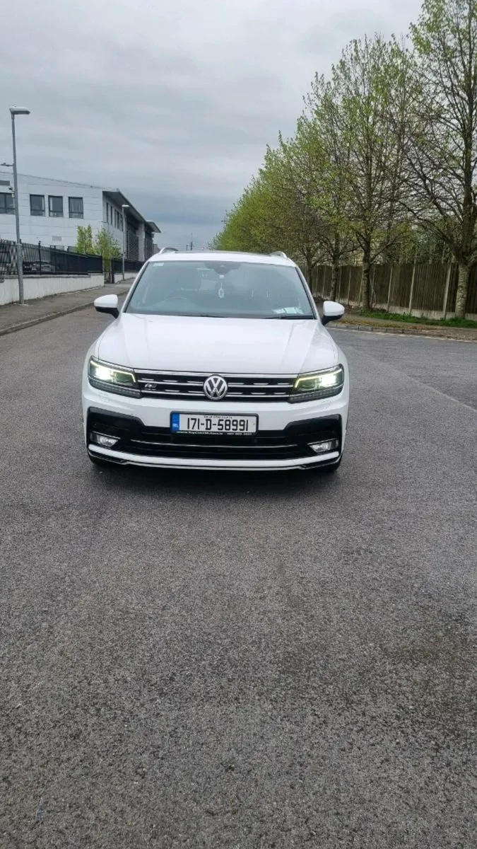 Car - Image 2