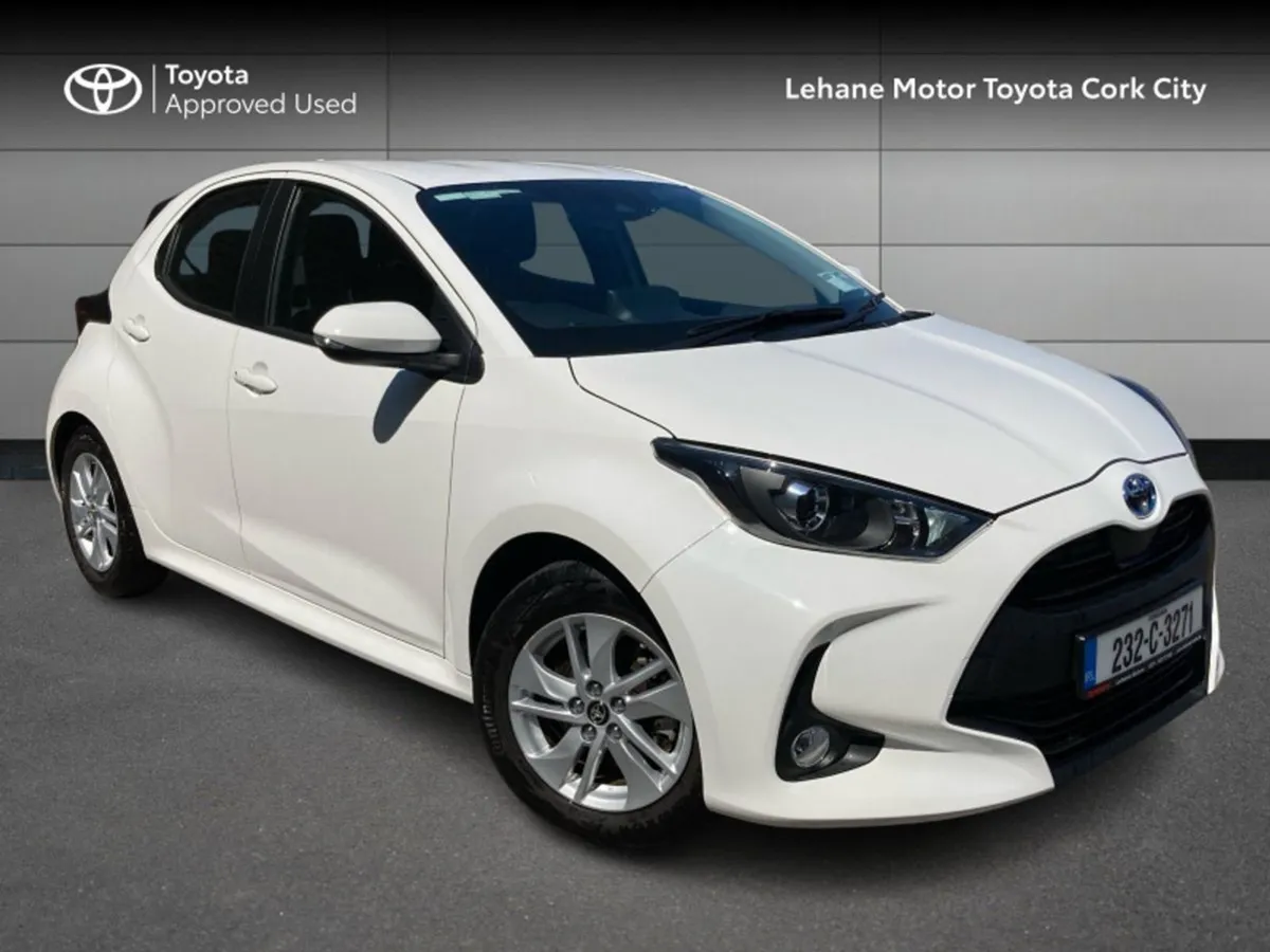 Toyota Yaris Yaris Hybrid Luna - Image 1