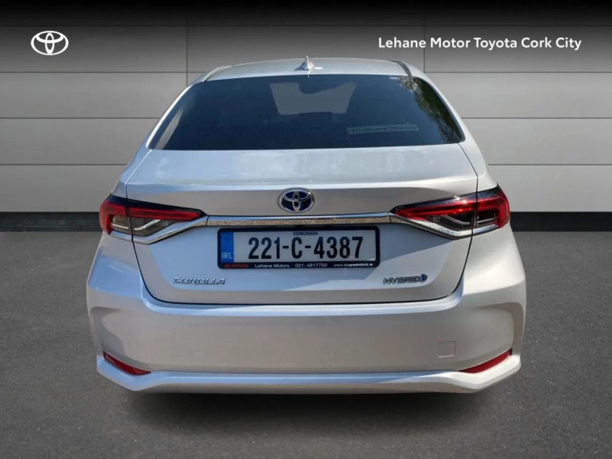 Toyota Corolla Hybrid Luna SP Sport 4DR - Image 4