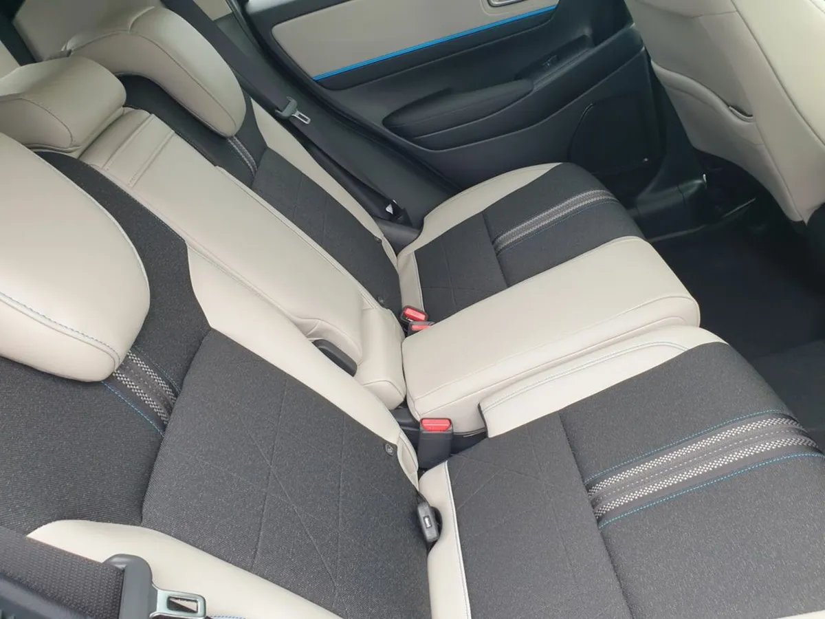 Honda HR-V "Advance Style" Model eHev Full Hybrid - Image 4