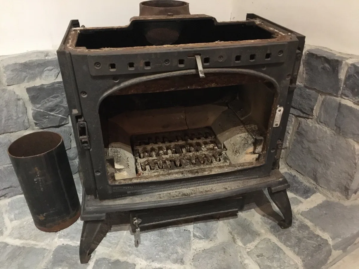 Stanley stove for parts or repair - Image 2