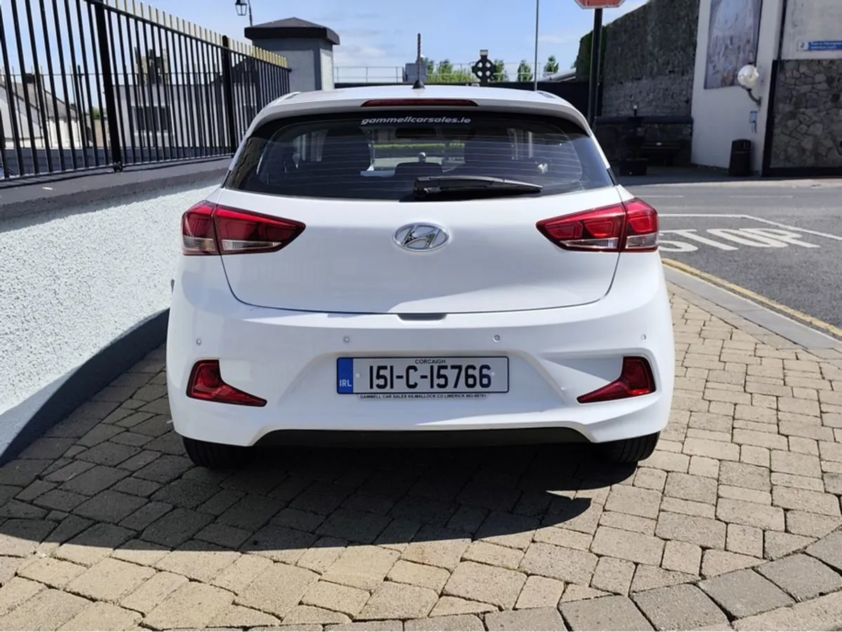 Hyundai i20 Only  45 Weekly SE 83bhp 3DR 84ps - Image 3