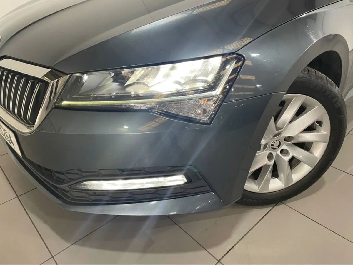 Skoda Superb Ambition 2.0 TDI 150HP - Image 3