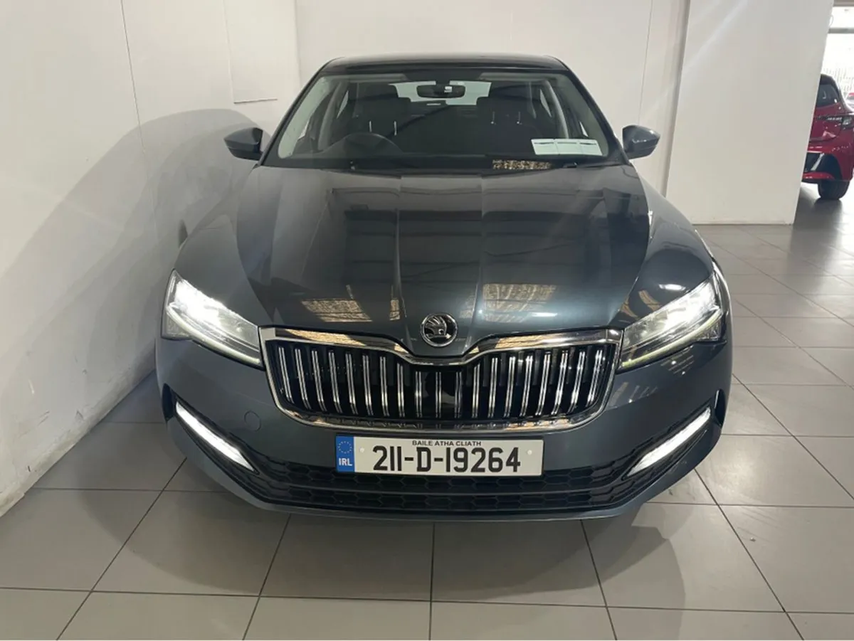 Skoda Superb Ambition 2.0 TDI 150HP - Image 4