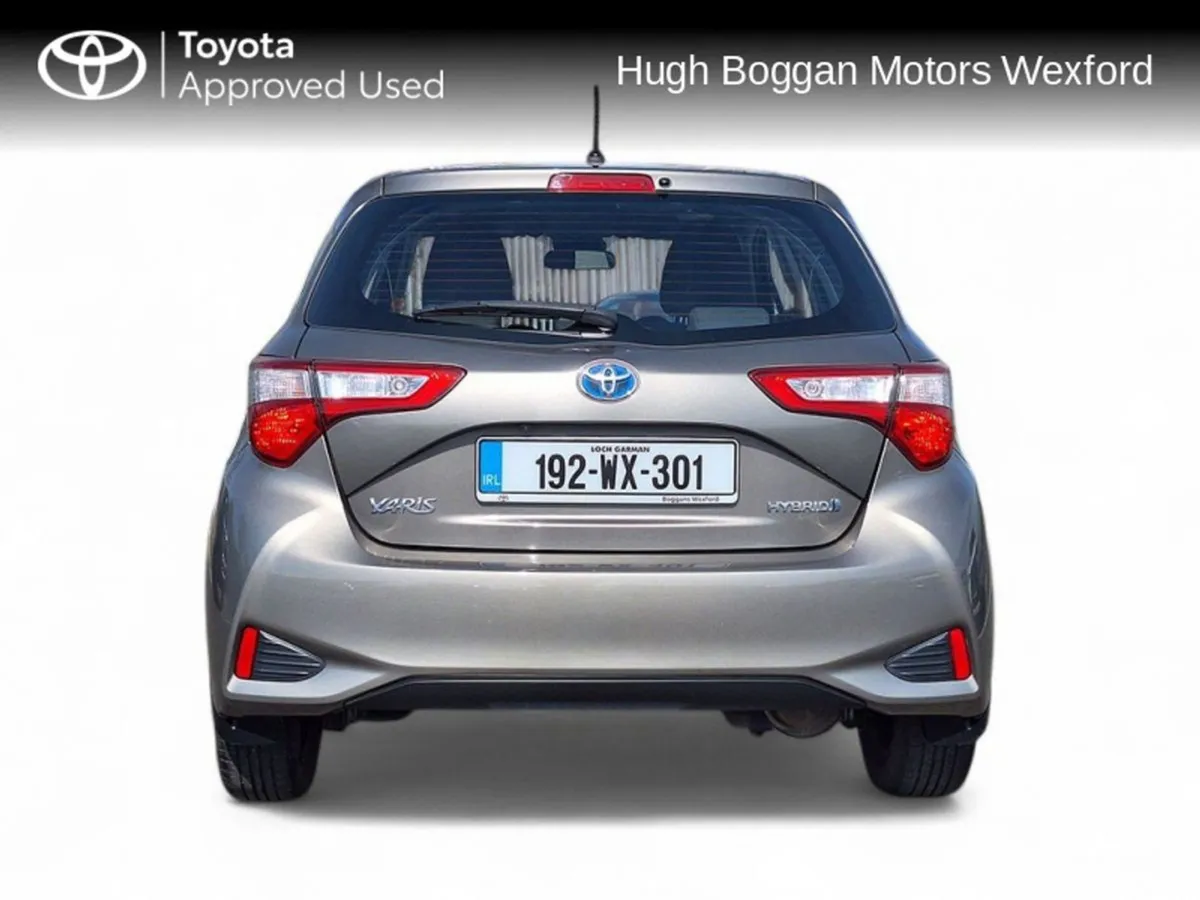 Toyota Yaris Hybrid Luna 9 Years Warranty - Image 4