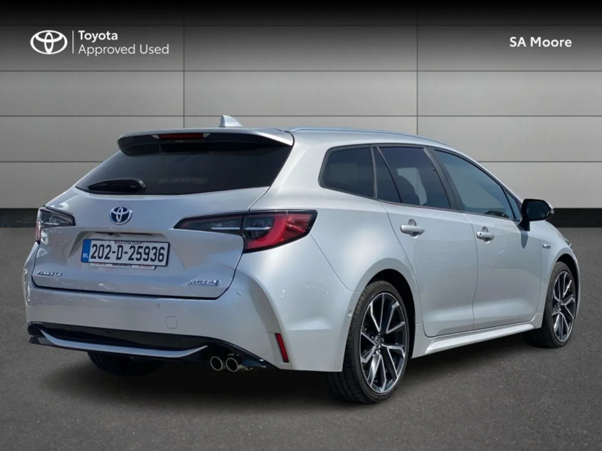 Toyota Corolla 2.0 Hybrid Estate - High Spec - Image 2