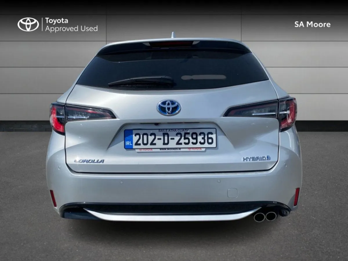 Toyota Corolla 2.0 Hybrid Estate - High Spec - Image 4