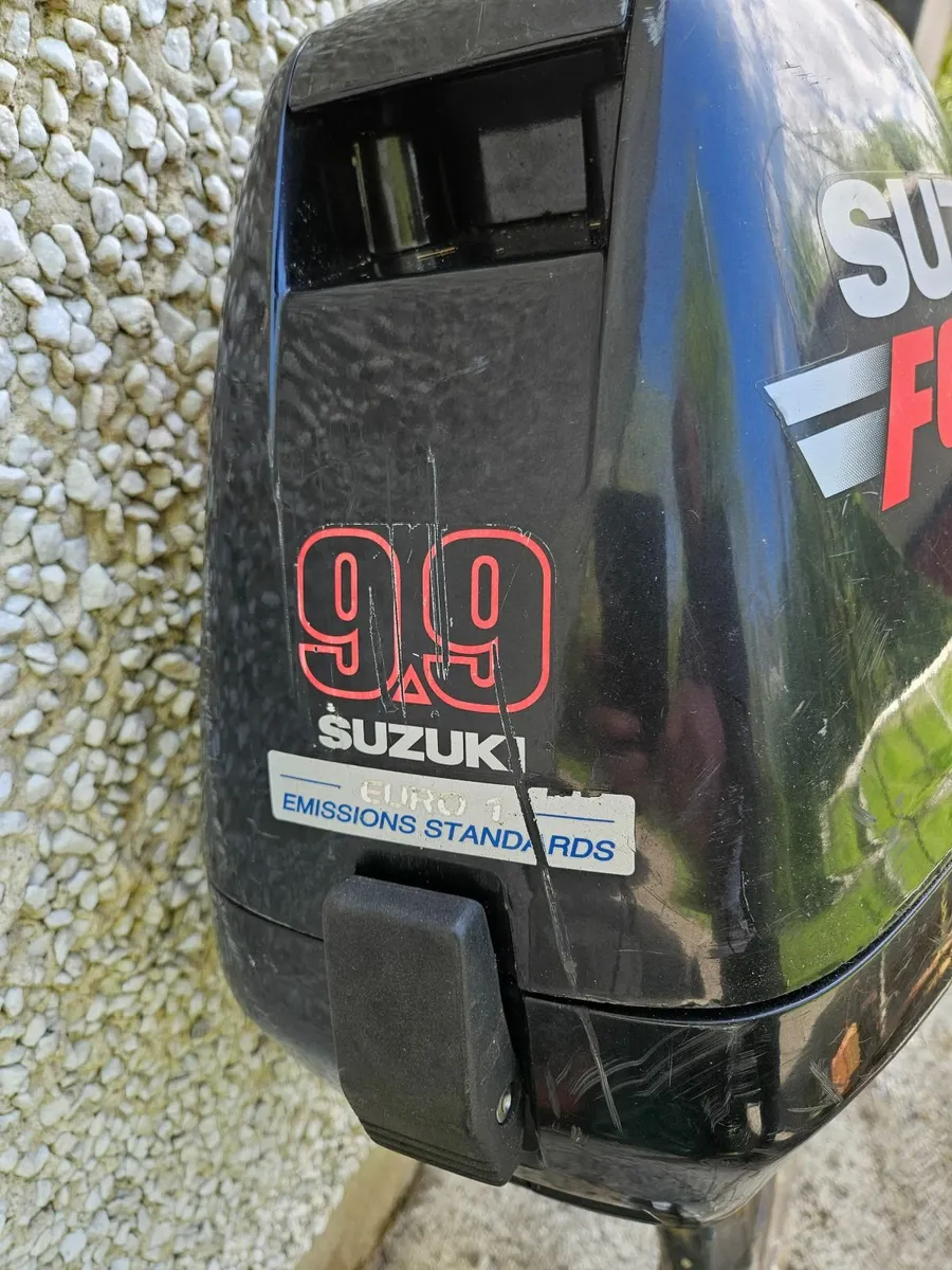 4 Stroke Suzuki Outboard engine , Price Reduced - Image 2