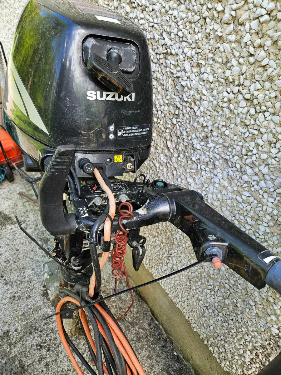 4 Stroke Suzuki Outboard engine , Price Reduced - Image 4